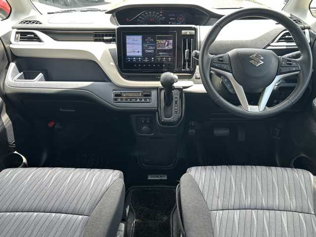 スズキ ソリオ HV MZ 福島県 2022(令4)年 1.9万km ピュアホワイトP デュアルカメラブレーキサポート/アダプティブクルーズコントロール/車線逸脱抑制機能/衝突被害軽減ブレーキ/純正ナビゲーション/【CD/DVD/USB/BT/TV】/アラウンドビューモニター/デジタルルームミラー型ドライブレコーダー/ビルトインETC2.0/両側電動スライドドア/前席シートヒーター/ヘッドアップディスプレイ/シートバックテーブル/リアサーキュレーター/リアドアシェード/LEDオートライト/LEDフォグランプ/純正フロアマット/ドアバイザー
