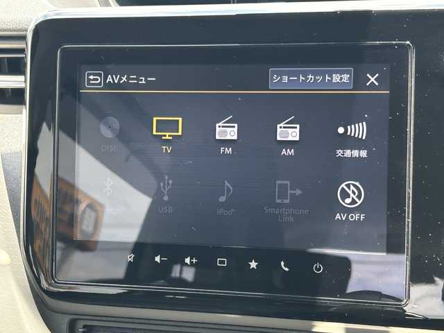 スズキ ソリオ HV MZ 福島県 2022(令4)年 1.9万km ピュアホワイトP デュアルカメラブレーキサポート/アダプティブクルーズコントロール/車線逸脱抑制機能/衝突被害軽減ブレーキ/純正ナビゲーション/【CD/DVD/USB/BT/TV】/アラウンドビューモニター/デジタルルームミラー型ドライブレコーダー/ビルトインETC2.0/両側電動スライドドア/前席シートヒーター/ヘッドアップディスプレイ/シートバックテーブル/リアサーキュレーター/リアドアシェード/LEDオートライト/LEDフォグランプ/純正フロアマット/ドアバイザー