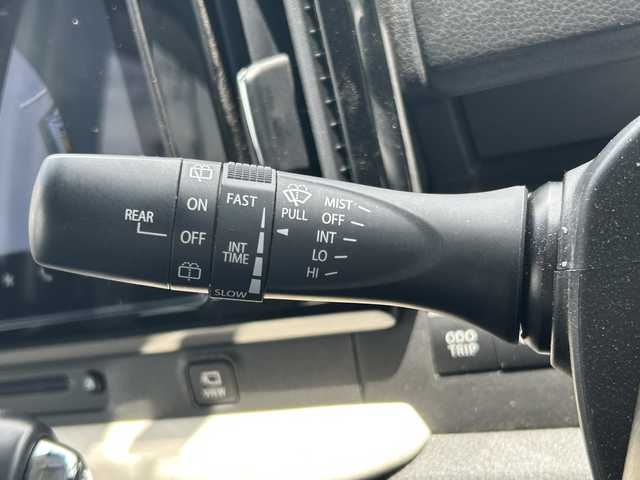 スズキ ソリオ HV MZ 福島県 2022(令4)年 1.9万km ピュアホワイトP デュアルカメラブレーキサポート/アダプティブクルーズコントロール/車線逸脱抑制機能/衝突被害軽減ブレーキ/純正ナビゲーション/【CD/DVD/USB/BT/TV】/アラウンドビューモニター/デジタルルームミラー型ドライブレコーダー/ビルトインETC2.0/両側電動スライドドア/前席シートヒーター/ヘッドアップディスプレイ/シートバックテーブル/リアサーキュレーター/リアドアシェード/LEDオートライト/LEDフォグランプ/純正フロアマット/ドアバイザー