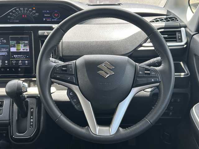スズキ ソリオ HV MZ 福島県 2022(令4)年 1.9万km ピュアホワイトP デュアルカメラブレーキサポート/アダプティブクルーズコントロール/車線逸脱抑制機能/衝突被害軽減ブレーキ/純正ナビゲーション/【CD/DVD/USB/BT/TV】/アラウンドビューモニター/デジタルルームミラー型ドライブレコーダー/ビルトインETC2.0/両側電動スライドドア/前席シートヒーター/ヘッドアップディスプレイ/シートバックテーブル/リアサーキュレーター/リアドアシェード/LEDオートライト/LEDフォグランプ/純正フロアマット/ドアバイザー