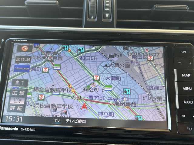トヨタ ランドクルーザー プラド TX 静岡県 2017(平29)年 6.5万km ホワイトパールクリスタルシャイン 【安全装備】/トヨタセーフティセンス/レーダークルーズコントロール/プリクラッシュセーフティ/（ミリ波レーダー・単眼カメラ・昼歩行者検知機能付）/（対車両：自車車速域約10km/hから最高速度：最大約40km/h減速可）/（対歩行者：自車車速域約10km/hから80km/h間：最大約30km/h減速可）/オートマチックハイビーム /（作動車速：30km/以上時）/レーンディパーチャーアラート（LDA）/（作動車速：50km/h以上時）/【主要装備】/社外ＳＤナビ　/フルセグテレビ　/ＣＤ/ＤＶＤ/Ｂｌｕｅｔｏｏｔｈ　/レーダークルーズコントロール　/前後ソナー　/バックカメラ　/ブラックルーフレール　/スマートキー　/プッシュスタート　/純正１７インチアルミ