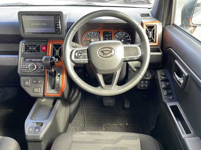 ダイハツ タフト G 鹿児島県 2020(令2)年 6.2万km レイクブルーメタリック ムーンルーフ/社外ナビ　CN-RA07WD/(Bluetooth/CD/DVD/AM/FM)/バックカメラ/前後ドライブレコーダー/ETC/スマートアシストIII/・衝突被害軽減ブレーキ/・車線逸脱警報/・誤発進抑制機能/・先行車発進告知/・対人/対車衝突警報機能/・オートマチックハイビーム/前席シートヒーター/アイドリングストップ/USB/電子パーキング/クリアランスソナー/横滑り防止装置/プッシュスタート/純正フロアマット/保証書/取扱説明書