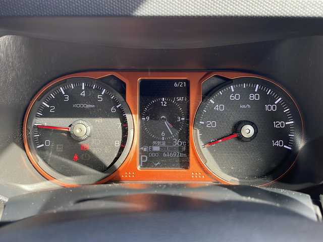 ダイハツ タフト G 鹿児島県 2020(令2)年 6.2万km レイクブルーメタリック ムーンルーフ/社外ナビ　CN-RA07WD/(Bluetooth/CD/DVD/AM/FM)/バックカメラ/前後ドライブレコーダー/ETC/スマートアシストIII/・衝突被害軽減ブレーキ/・車線逸脱警報/・誤発進抑制機能/・先行車発進告知/・対人/対車衝突警報機能/・オートマチックハイビーム/前席シートヒーター/アイドリングストップ/USB/電子パーキング/クリアランスソナー/横滑り防止装置/プッシュスタート/純正フロアマット/保証書/取扱説明書