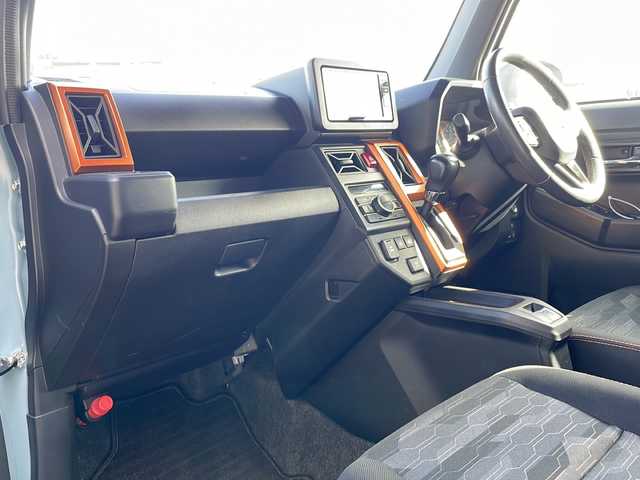 ダイハツ タフト G 鹿児島県 2020(令2)年 6.2万km レイクブルーメタリック ムーンルーフ/社外ナビ　CN-RA07WD/(Bluetooth/CD/DVD/AM/FM)/バックカメラ/前後ドライブレコーダー/ETC/スマートアシストIII/・衝突被害軽減ブレーキ/・車線逸脱警報/・誤発進抑制機能/・先行車発進告知/・対人/対車衝突警報機能/・オートマチックハイビーム/前席シートヒーター/アイドリングストップ/USB/電子パーキング/クリアランスソナー/横滑り防止装置/プッシュスタート/純正フロアマット/保証書/取扱説明書