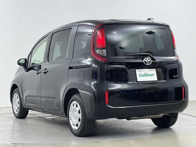 トヨタ シエンタ ハイブリッド G 道央・札幌 2024(令6)年 1.7万km ブラック ・４WD/寒冷地仕様/・トヨタセーフティセンス/・レーダークルーズコントロール/・プリクラッシュセーフティ/・純正ディスプレイオーディオ /ナビ/・Bluetooth/USB/フルセグTV/・パノラミックビューモニター/・両側パワースライドドア/・LEDヘッドライト/・オートライト/オートマチックハイビーム/・スマートキー/・レーンキープアシスト/・盗難防止装置/・横滑り防止装置/・ETC/・ABS