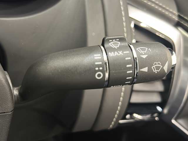 ジャガー Ｆ-ＴＹＰＥ R AWDクーペ 新潟県 2019(平31)年 1万km ユーロンホワイト オプション/パワーテールゲート/スエードクロスヘッダー&ヘッドライニングパック/-スエードクロスヘッドライニング/-スエードクロスサンバイザー/ヒーテッドステアリングホイール/デュアルゾーンクライメートコントロール/純正アルミホイール20インチ(スタイル5039)/エクステリアブラックパック