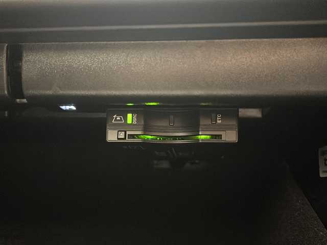 ジャガー Ｆ-ＴＹＰＥ R AWDクーペ 新潟県 2019(平31)年 1万km ユーロンホワイト オプション/パワーテールゲート/スエードクロスヘッダー&ヘッドライニングパック/-スエードクロスヘッドライニング/-スエードクロスサンバイザー/ヒーテッドステアリングホイール/デュアルゾーンクライメートコントロール/純正アルミホイール20インチ(スタイル5039)/エクステリアブラックパック