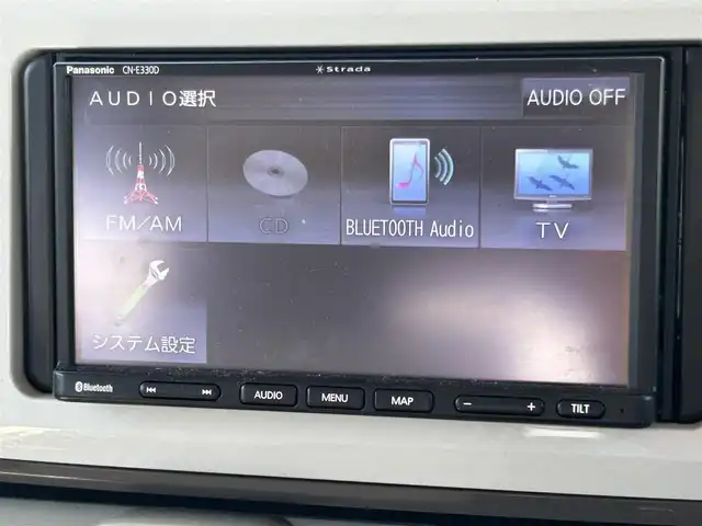 ダイハツ ムーヴ キャンバス G メイクアップ VS SAⅢ 大阪府 2022(令4)年 1.4万km パールホワイトⅢ/ナチュラルベージュマイカメタリック 2トーン 社外ナビ（Strada）/Bluetooth/TV/全方位カメラ/ドライブレコーダー/両側電動スライドドア/シートヒーター/フルフラットシート/ABS/横滑り防止装置/レーンアシスト/盗難防止装置