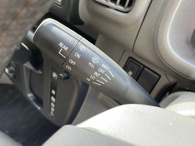 スズキ エブリイ JOIN 新潟県 2023(令5)年 2.6万km クールカーキPM ワンオーナー/純正メモリナビ/(BT/AM/FM)/4WD/スタッドレスタイヤ/バックカメラ/衝突被害軽減システム/レーンキープアシスト/盗難防止装置/コーナーセンサー/ETC/ミラーヒーター/スペアキー 1本/純正フロアマット