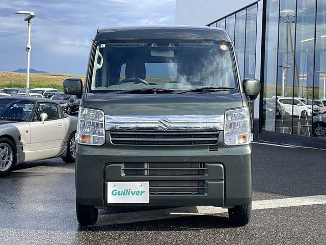 スズキ エブリイ JOIN 新潟県 2023(令5)年 2.6万km クールカーキPM ワンオーナー/純正メモリナビ/(BT/AM/FM)/4WD/スタッドレスタイヤ/バックカメラ/衝突被害軽減システム/レーンキープアシスト/盗難防止装置/コーナーセンサー/ETC/ミラーヒーター/スペアキー 1本/純正フロアマット