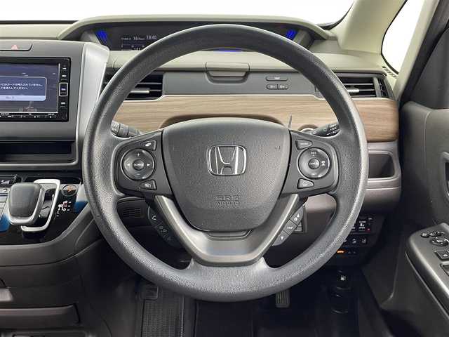 ホンダ フリード ハイブリット G ホンダセンシング 神奈川県 2021(令3)年 8.7万km クリスタルブラックパール 純正ナビ/フルセグ/DVD/Bluetooth/バックカメラ/両側パワスラ/ホンダセンシング/レーダークルーズコントロール/前後ドラレコ/ビルトインETC/前席シートヒーター/オートLEDライト/純正フロアマット/スマートキーX2/保証書