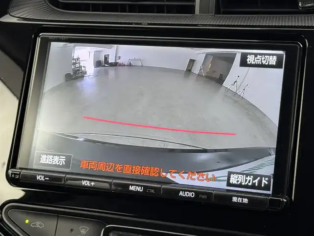 トヨタ アクア クロスオーバー 福岡県 2018(平30)年 4.5万km ブラックマイカ 純正９インチナビ（フルセグＴＶ、ＢＴ）　/バックカメラ　/ＥＴＣ　/前後ドライブレコーダー　/衝突被害軽減システム　/横滑り防止装置　/コーナーセンサー　/レーンキープ　/シートヒーター　/盗難防止装置　/オートライト