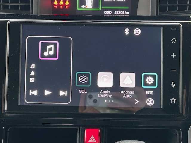 トヨタ ルーミー カスタムG 富山県 2022(令4)年 5.3万km ブラックマイカメタリック ワンオーナー/全周囲カメラ/両側パワスラ/スマートキー/純正9インチディスプレイオーディオ/Apple CarPlay/Android Auto/BT/USB接続/クリアランスソナー/プッシュスタート/衝突安全ブレーキ/レーンキープアシスト/レーダークルコン/LEDヘッドライト/LEDフォグ/横滑り防止装置/オートリトラミラー/純正１４インチAW/純正ドアバイザー/純正フロアマット/電格ウィンカーミラー/皮巻きステアリング/ステアリングスイッチ/電動Pブレーキ/アイドリングストップ/保証書・取説・オーディオ取説