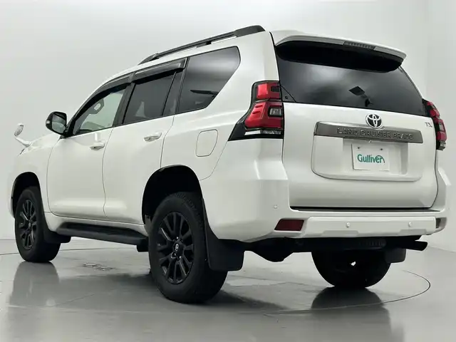 トヨタ ランドクルーザー プラド TX-L 70thアニバーサリーLTD 熊本県 2022(令4)年 2.5万km 白 アルパインナビ（ＣＤ・ＤＶＤ・フルセグ・ＢＴ・ＡｐｐｌＣａｒＰｌａｙ・AndroidAuto）/バックカメラ　/前後ドライブレコーダー　/レーダークルーズコントロール/ビルトインＥＴＣ２．０　/前後クリアランスソナー　/前席シートヒーター　/前席エアーシート/前席パワーシート/衝突軽減ブレーキ/レーンキープアシスト/横滑り防止/パーキングアシスト/社外フロアマット/純正１８インチAW/オートライト/オートマチックハイビーム/LEDヘッドライト/スマートキー/プッシュスタート/スペアキー1本/保証書/取扱説明書