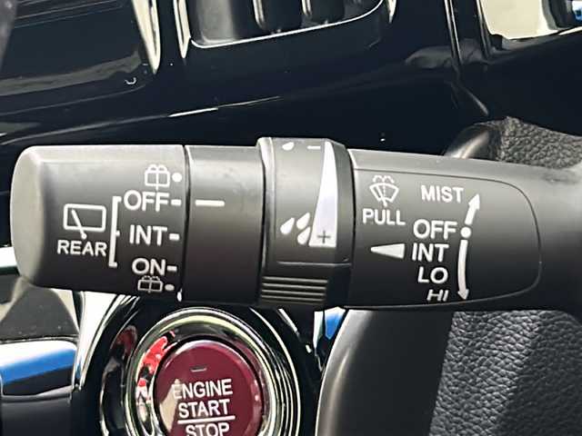 ホンダ Ｎ ＷＧＮ カスタムGターボSSブラックスタイルP 宮城県 2018(平30)年 3.3万km クリスタルブラックパール 純正ナビ/(AM/FM/TV/iPod/SD/USB/BT/AUX/CD/DVD)/バックカメラ/ビルトインETC/クルーズコントロール/ハーフレザー/シートヒーター/パドルシフト/プッシュスタート/スマートキー/スペアキー/オートライト/フォグランプ/ドアバイザー/純正フロアマット/純正15インチアルミホイール