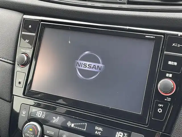日産 エクストレイル 20Xi 福岡県 2018(平30)年 3.4万km ダークメタルグレー プロパイロット/純正９インチナビ（ＭＭ５１８Ｄ－Ｌ）/フルセグTV/CD/DVD/BD/BT/SD/AUX/AM/FM/applecarplay/androidauto/アラウンドビューモニター/エマージェンシーブレーキ/クリアランスソナー/レーンアシスト/デジタルインナーミラー/ハンズフリーパワーバックドア/カプロンシート/ＢＳＭ/ＬＥＤオートライト/フォグランプ/レーダークルーズコントロール/電動パーキング/ブレーキホールド/ナビ連動ドライブレコーダー/純正１８AW/ETC/スマートキー/プッシュスタート/アイドリングストップ/電格ミラー