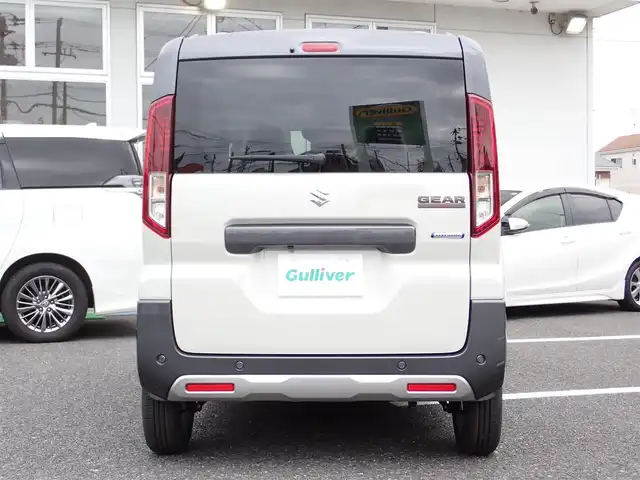 スズキ スペーシア ギア HYBRID XZ 千葉県 2025(令7)年 0.1千km ベージュⅡ 届出済未使用車/純正9インチナビゲーション/・Apple CarPlay/android auto/・Bluetooth/AM/FM/フルセグTV/全方位カメラ/バックカメラ/ビューカメラ/ヘッドアップディスプレイ/両側パワースライドドア/前席シートヒーター/ステアリングヒーター/スズキセーフティサポート/・デュアルセンサーブレーキサポートII/・誤発進抑制機能/・車線逸脱抑制機能/・車線逸脱警報/・車線逸脱抑制/・ふらつき警告/・車線維持支援機能/・発進お知らせ機能/・ハイビームアシスト/・標識認識機能/・アダプティブクルーズコントロール/・パーキングセンサー/・低速時ブレーキサポート（前進・後進）/・後方誤発進抑制機能/プッシュスタート/スマートキー2本/アイドリングストップ/純正14インチAW/ウィンカーミラー/電動格納ミラー/取扱説明書/保証書