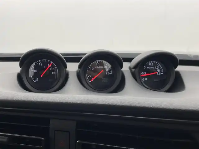 日産 フェアレディ Ｚ ニスモ 群馬県 2024(令6)年 0.1万km 黒Ｍ 純正ドライブレコーダー/＝＝＝＝＝/NissanConnectナビゲーションシステム/・9インチワイドディスプレイ/・USB/Bluetooth/Apple Car Play/Android Auto/・Amazon Alexa搭載/・ハンズフリーフォン/・BOSEサウンドシステム（８スピーカー）/・アクティブサウンドコントロール/アクティブノイズコントロール/NISMO専用リヤLEDフォグランプ〈中央〉/NISMO専用チューニングRECARO製スポーツシート/NISMO専用レイズ製19インチアルミ鍛造ホイール/3連サブメーター（ブースト計、ターボ回転計、電圧計）/＝＝＝＝＝/ニッサンコネクト９インチナビ　純正ドライブレコーダー　バックモニター　ＢＯＳＥサウンド　ＲＥＣＡＲＯスポーツシート　レイズ１９インチアルミホイール　純正３連サブメーター　ＬＥＤライト　ＥＴＣ　禁煙車