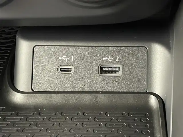 日産 フェアレディ Ｚ ニスモ 群馬県 2024(令6)年 0.1万km 黒Ｍ 純正ドライブレコーダー/＝＝＝＝＝/NissanConnectナビゲーションシステム/・9インチワイドディスプレイ/・USB/Bluetooth/Apple Car Play/Android Auto/・Amazon Alexa搭載/・ハンズフリーフォン/・BOSEサウンドシステム（８スピーカー）/・アクティブサウンドコントロール/アクティブノイズコントロール/NISMO専用リヤLEDフォグランプ〈中央〉/NISMO専用チューニングRECARO製スポーツシート/NISMO専用レイズ製19インチアルミ鍛造ホイール/3連サブメーター（ブースト計、ターボ回転計、電圧計）/＝＝＝＝＝/ニッサンコネクト９インチナビ　純正ドライブレコーダー　バックモニター　ＢＯＳＥサウンド　ＲＥＣＡＲＯスポーツシート　レイズ１９インチアルミホイール　純正３連サブメーター　ＬＥＤライト　ＥＴＣ　禁煙車