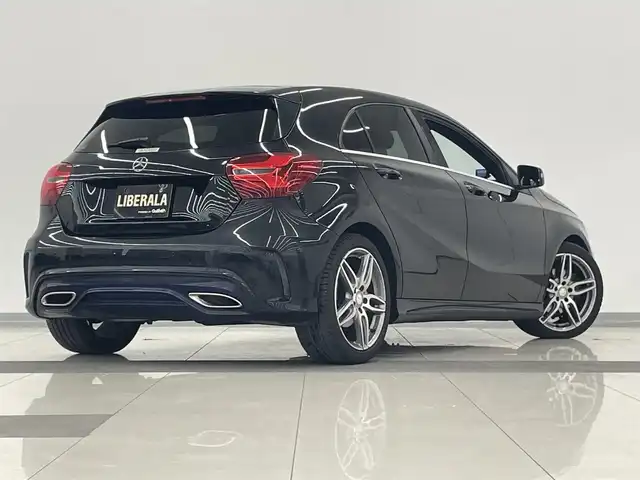メルセデス・ベンツ Ａ１８０ スポーツ 岡山県 2016(平28)年 4.2万km コスモスブラック レーダーセーフティパッケージ/純正ナビ/Rカメラ/Bluetooth/USB/SD/アップルカープレイ/パワーシート/シートヒーター/オートライト/AHB/オートワイパー/ドラレコ（F/R)/ダイナミックアシスト/ESP/衝突防止アシスト/アテンションアシスト/BSA/LKA