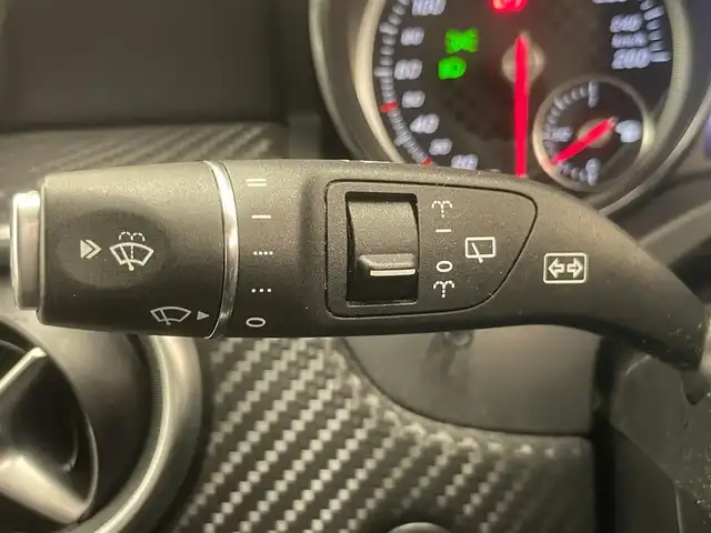 メルセデス・ベンツ Ａ１８０ スポーツ 岡山県 2016(平28)年 4.2万km コスモスブラック レーダーセーフティパッケージ/純正ナビ/Rカメラ/Bluetooth/USB/SD/アップルカープレイ/パワーシート/シートヒーター/オートライト/AHB/オートワイパー/ドラレコ（F/R)/ダイナミックアシスト/ESP/衝突防止アシスト/アテンションアシスト/BSA/LKA