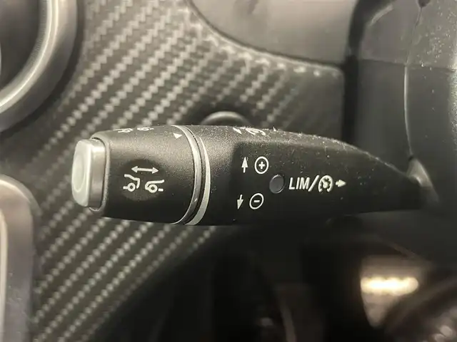 メルセデス・ベンツ Ａ１８０ スポーツ 岡山県 2016(平28)年 4.2万km コスモスブラック レーダーセーフティパッケージ/純正ナビ/Rカメラ/Bluetooth/USB/SD/アップルカープレイ/パワーシート/シートヒーター/オートライト/AHB/オートワイパー/ドラレコ（F/R)/ダイナミックアシスト/ESP/衝突防止アシスト/アテンションアシスト/BSA/LKA