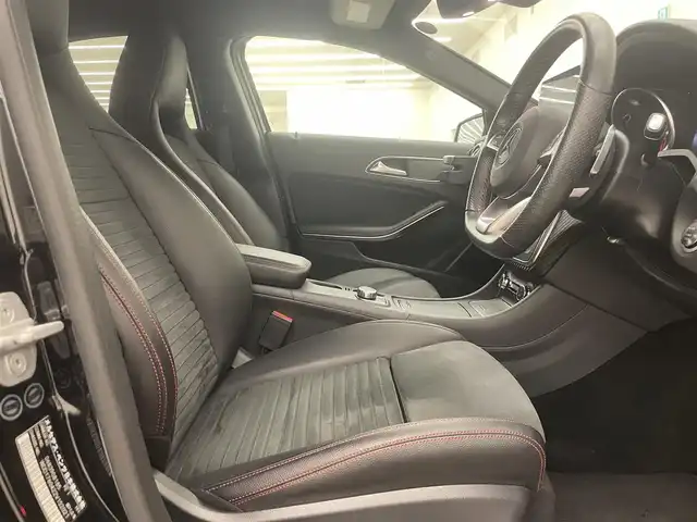 メルセデス・ベンツ Ａ１８０ スポーツ 岡山県 2016(平28)年 4.2万km コスモスブラック レーダーセーフティパッケージ/純正ナビ/Rカメラ/Bluetooth/USB/SD/アップルカープレイ/パワーシート/シートヒーター/オートライト/AHB/オートワイパー/ドラレコ（F/R)/ダイナミックアシスト/ESP/衝突防止アシスト/アテンションアシスト/BSA/LKA