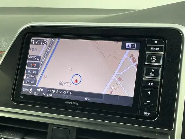 トヨタ シエンタ G 埼玉県 2016(平28)年 6万km ホワイトパールクリスタルシャイン ＡＬＰＩＮＥナビ　バックカメラ　ビルトインＥＴＣ　両側パワースライドドア　ステアリングスイッチ　ヘッドライトレベライザー　スマートキー　プッシュスタート　オートライト　ＬＥＤヘッドライト　地デジＴＶ