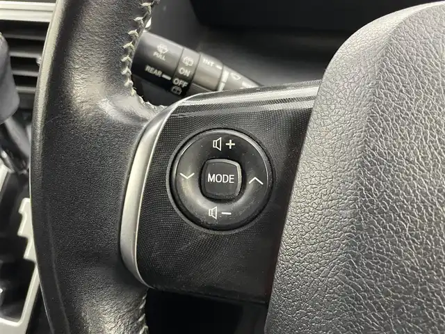 トヨタ シエンタ G 埼玉県 2016(平28)年 6万km ホワイトパールクリスタルシャイン ＡＬＰＩＮＥナビ　バックカメラ　ビルトインＥＴＣ　両側パワースライドドア　ステアリングスイッチ　ヘッドライトレベライザー　スマートキー　プッシュスタート　オートライト　ＬＥＤヘッドライト　地デジＴＶ