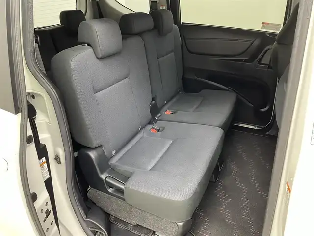 トヨタ シエンタ G 埼玉県 2016(平28)年 6万km ホワイトパールクリスタルシャイン ＡＬＰＩＮＥナビ　バックカメラ　ビルトインＥＴＣ　両側パワースライドドア　ステアリングスイッチ　ヘッドライトレベライザー　スマートキー　プッシュスタート　オートライト　ＬＥＤヘッドライト　地デジＴＶ