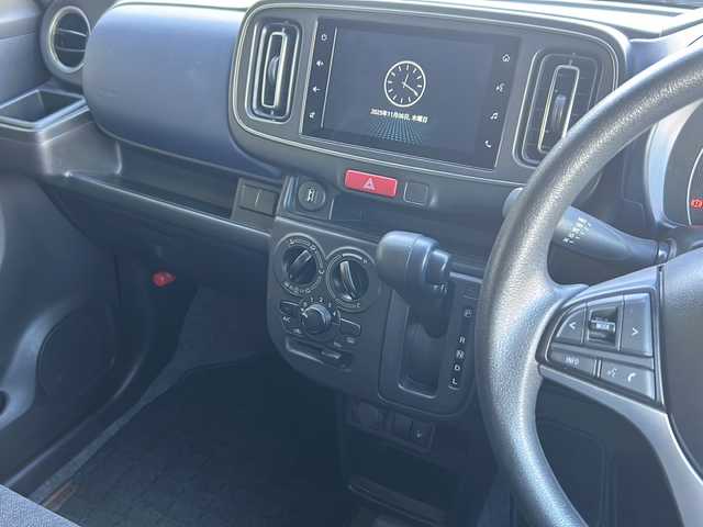 スズキ アルト ハイブリッドS 京都府 2022(令4)年 5.3万km ブルーイッシュブラックパール3 ディスプレイオーディオ/・Bluetooth/バックカメラ/ETC/ドライブレコーダー/衝突軽減装置/車線逸脱防止装置/コーナーセンサー/アイドリングストップ/シートヒーター/ステアリングスイッチ/純正ドアバイザー/純正フロアマット/保証書＆取説/ディスプレイオーディオ取説/スペアキー