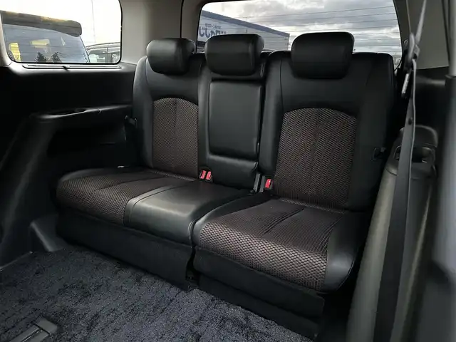 日産 エルグランド 250ハイウェイスター 道北・旭川 2012(平24)年 12.5万km ファントムブラック (株)IDOMが運営する【じしゃロン旭川店】の自社ローン専用車両になります。こちらは現金またはオートローンご利用時の価格です。自社ローンご希望の方は別途その旨お申付け下さい/　/・純正ナビ(CD/DVD/BT/SD/フルセグ)/・バックカメラ/・ETC/・両側パワースライドドア/・電動格納ウィンカーミラー/・フロントデアイサー/・リアデフォッガー/・オートライト/・プッシュスタート/・スマートキー1個/・フォグランプ/・現車装着スタッドレスタイヤ 純正AW225/60R17/・取扱説明書