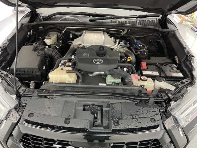 トヨタ ハイラックス Z GRスポーツ 長野県 2023(令5)年 3.2万km アティチュードブラックマイカ ワンオーナー/純正ディスプレイオーディオ/パノラミックビューモニター/プリクラッシュセーフティ/レーンキープアシスト/パドルシフト/レーダークルーズコントロール/オートライト/ダウンヒルアシストコントロール/リアデフロック/パートタイム4WD/ラバーフロアマット/運転席パワーシート/ハーフレザーシート/パワーシート/前後ドライブレコーダー/スマートキー/スペアーキー/プッシュスタート/車両取扱説明書/保証書