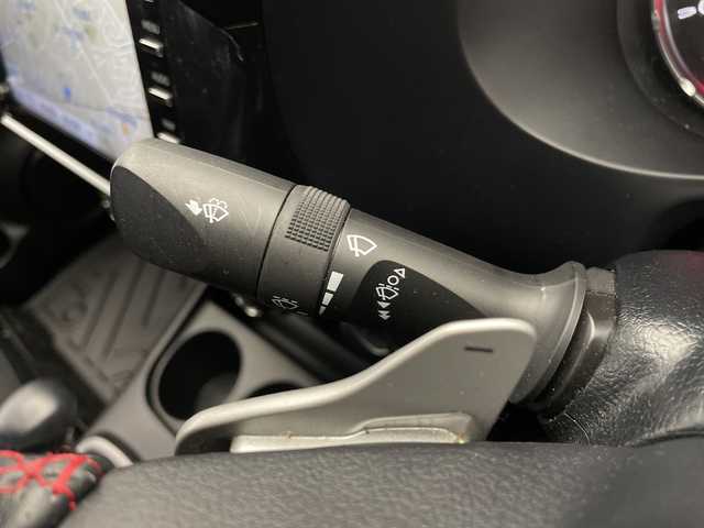 トヨタ ハイラックス Z GRスポーツ 長野県 2023(令5)年 3.2万km アティチュードブラックマイカ ワンオーナー/純正ディスプレイオーディオ/パノラミックビューモニター/プリクラッシュセーフティ/レーンキープアシスト/パドルシフト/レーダークルーズコントロール/オートライト/ダウンヒルアシストコントロール/リアデフロック/パートタイム4WD/ラバーフロアマット/運転席パワーシート/ハーフレザーシート/パワーシート/前後ドライブレコーダー/スマートキー/スペアーキー/プッシュスタート/車両取扱説明書/保証書