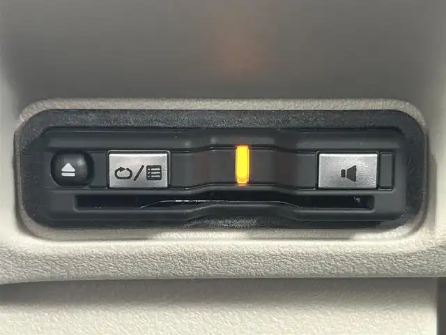 ホンダ Ｎ ＢＯＸ 千葉県 2024(令6)年 1.7万km フィヨルドミストパール 禁煙車/純正8インチメモリナビ/　フルセグ/Bluetooth/ホンダセンシング/●衝突軽減ブレーキ〈CMBS〉/●誤発進抑制機能/●後方誤発進抑制機能/●歩行者事故低減ステアリング/●路外逸脱抑制機能/●ACC〈アダプティブ・クルーズ・コントロール〉/●LKAS〈車線維持支援システム〉/●オートハイビーム/●先行車発進お知らせ機能/●標識認識機能/片側パワースライドドア/バックカメラ/ETC/ヘッドライトレベライザー/電動格納ミラー/ステアリングスイッチ/スマートキー&プッシュスタート/LEDヘッドライト