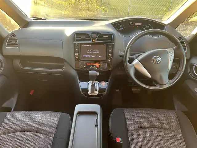 日産 セレナ ハイウェイS G Sハイブリッド 大阪府 2013(平25)年 6.9万km ダイヤモンドブラック