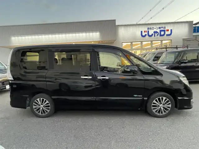 日産 セレナ ハイウェイS G Sハイブリッド 大阪府 2013(平25)年 6.9万km ダイヤモンドブラック