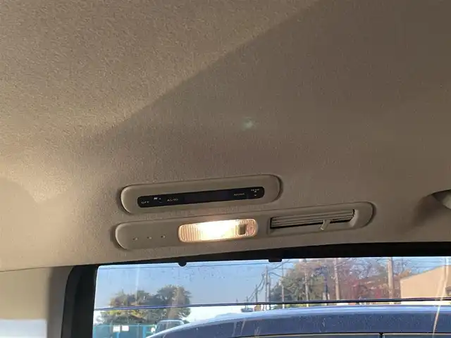 日産 セレナ ハイウェイS G Sハイブリッド 大阪府 2013(平25)年 6.9万km ダイヤモンドブラック