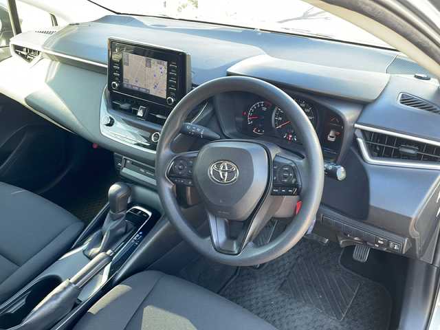 トヨタ カローラツーリング G－X 福島県 2019(令1)年 11.2万km セレスタイトグレーメタリック 純正ディスプレイオーディオ/・Ｔコネクティッドナビ/【CD/DVD/Bluetooth/フルセグTV/SD】/トヨタセーフティセンス/・レーダークルーズコントロール/・レーンディパーチャーアラート/・プリクラッシュセーフティ/・ソナーセンサー/スマートキー/・プッシュスタート/・スペアキー/LEDヘッドライト/・オートライト/・オートハイビーム/ビルトインETC/バックカメラ/取扱説明書/新車時保証書