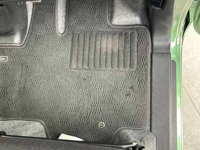 スズキ スペーシア HYBRID X 群馬県 2018(平30)年 6万km ツールグリーンパールメタリック/ブラック2トーン ナビ　バックカメラ　両側電動スライドドア　ＥＴＣ　衝突被害軽減ブレーキ　レーンアシスト　クリアランスソナー　シートヒーター　ＬＥＤヘッドライト　オートライト　スマートキー　純正アルミホイール　禁煙車