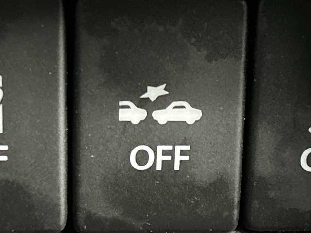 スズキ スペーシア HYBRID X 群馬県 2018(平30)年 6万km ツールグリーンパールメタリック/ブラック2トーン ナビ　バックカメラ　両側電動スライドドア　ＥＴＣ　衝突被害軽減ブレーキ　レーンアシスト　クリアランスソナー　シートヒーター　ＬＥＤヘッドライト　オートライト　スマートキー　純正アルミホイール　禁煙車