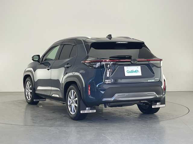 トヨタ ヤリスクロス ハイブリッド Z アドベンチャー 長野県 2024(令6)年 0.8万km グレー 純正ナビ/フルセグＴＶ/Bluetooth Audio/パノラミックビューモニター/USB接続/HDMI接続/Miracast/ステアリングスイッチ/衝突被害軽減ブレーキ/レーダークルーズコントロール/オートマチックハイビーム/Ｄ席パワーシート/前席シートヒーター/ステアリングヒーター/RSR足廻り/ビルトインETC2.0/社外アルミ/スマートキーx2/プッシュスタート/横滑り防止装置