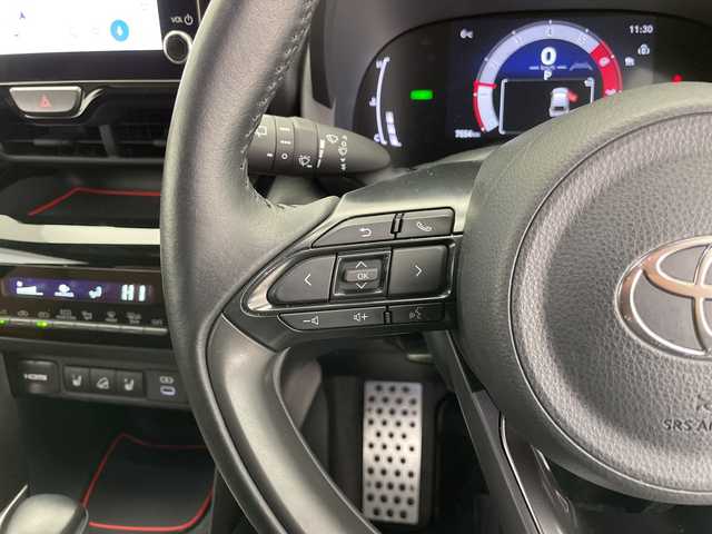 トヨタ ヤリスクロス ハイブリッド Z アドベンチャー 長野県 2024(令6)年 0.8万km グレー 純正ナビ/フルセグＴＶ/Bluetooth Audio/パノラミックビューモニター/USB接続/HDMI接続/Miracast/ステアリングスイッチ/衝突被害軽減ブレーキ/レーダークルーズコントロール/オートマチックハイビーム/Ｄ席パワーシート/前席シートヒーター/ステアリングヒーター/RSR足廻り/ビルトインETC2.0/社外アルミ/スマートキーx2/プッシュスタート/横滑り防止装置