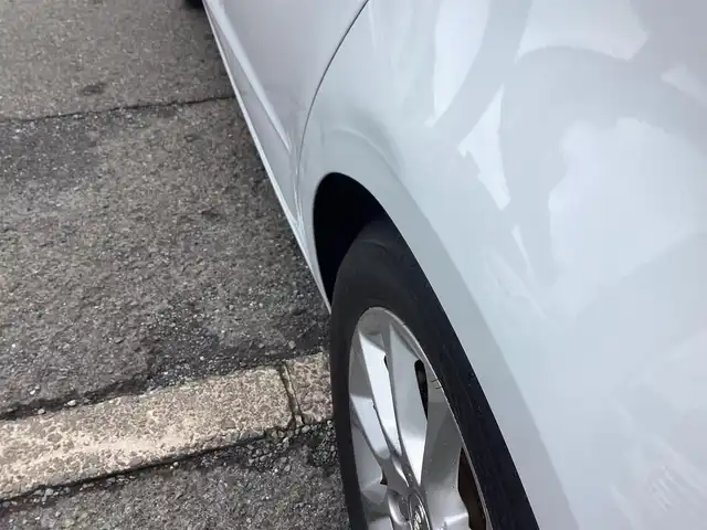 アウディ Ａ３ スポーツバック 1．4 TFSI 鹿児島県 2015(平27)年 3.8万km グレイシアホワイトメタリック ワンオーナー/MMIナビゲーションパッケージ/・7インチリトラクタブルディスプレイ/・地デジTV/DVD/CD/SD/Bluetooth/・ステアリングスイッチ/・パドルシフト/コンビニエンスパッケージ/・パーキングシステム(フロント/リヤ)/・リヤビューカメラ/・アドバンスドキー×2本/HIDヘッドライト/オートライト/フロント/リヤフォグランプ/セルスター前後ドライブレコーダー(CS-91FH)/ビルトインETC2.0/ドアエッジモール/フィンガープロテクション/取説&保証書有り/H28/R1/2/5年 ディーラー記録簿有り/