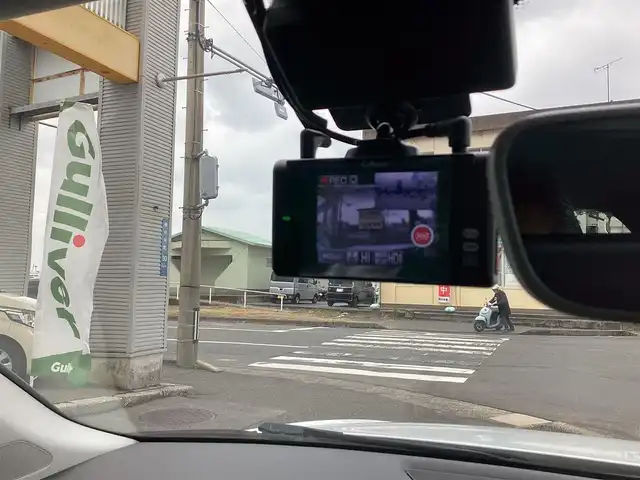 アウディ Ａ３ スポーツバック 1．4 TFSI 鹿児島県 2015(平27)年 3.8万km グレイシアホワイトメタリック ワンオーナー/MMIナビゲーションパッケージ/・7インチリトラクタブルディスプレイ/・地デジTV/DVD/CD/SD/Bluetooth/・ステアリングスイッチ/・パドルシフト/コンビニエンスパッケージ/・パーキングシステム(フロント/リヤ)/・リヤビューカメラ/・アドバンスドキー×2本/HIDヘッドライト/オートライト/フロント/リヤフォグランプ/セルスター前後ドライブレコーダー(CS-91FH)/ビルトインETC2.0/ドアエッジモール/フィンガープロテクション/取説&保証書有り/H28/R1/2/5年 ディーラー記録簿有り/