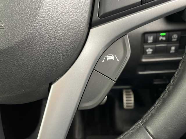 マツダ フレア クロスオーバー ハイブリッドXT 愛知県 2021(令3)年 1.8万km クールカーキパールメタリック 衝突軽減システム/ＳＤ8型ナビ/全方位カメラ/レーダークルーズコントロール/シートヒーター/フルセグ/CD DVD/Bluetooth/バックカメラ/コーナーセンサー/純正アルミホイール/LEDヘッドライト/LEDヘッドライト/パドルシフト/オートマチックハイビーム/ステアリングスイッチ/スマートキー/プッシュスタート