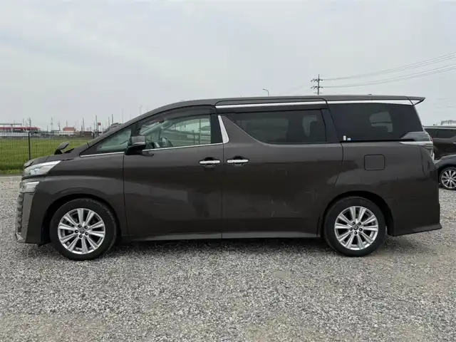 トヨタ ヴェルファイア Z Aエディション 山梨県 2019(令1)年 4.6万km 白 〇純正10インチナビ/〇フルセグTV/〇Bluetooth/〇バックカメラ/〇フリップダウンモニター/〇ビルトインETC2.0/〇パワースライドドア（両側）/○コーナーセンサー/〇トヨタセーフティセンス/〇レーダークルーズコントロール/〇パワーバックドア/〇LEDヘッドランプ/〇オートライト/〇フォグランプ/〇純正18インチアルミ/〇革巻きステアリングホイール/〇前後左右独立オートエアコン/〇スマートエントリー/〇禁煙車