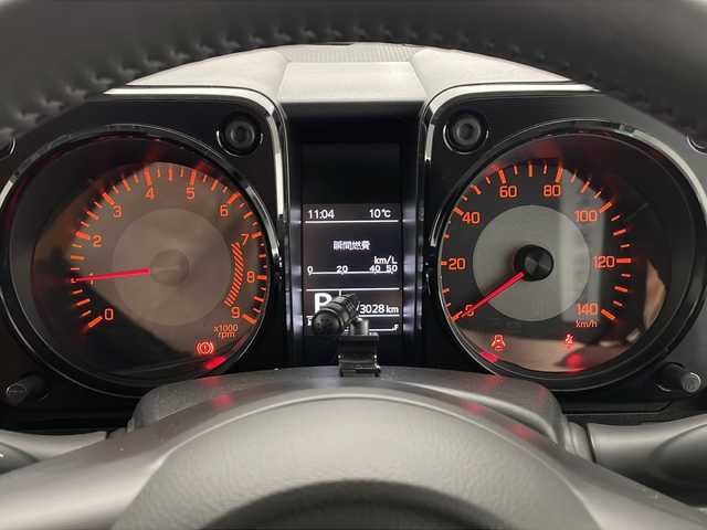 スズキ ジムニー XC 長野県 2024(令6)年 0.4万km 緑 ・構造変更必須/・車検不適合