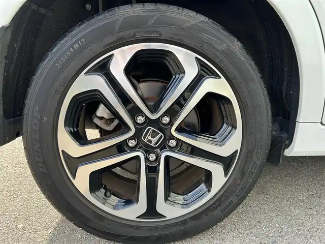 ホンダ ヴェゼル ハイブリッド Z ホンダセンシング 大阪府 2019(令1)年 2.5万km プラチナホワイトパール 純正８インチナビ/   フルセグTV/CD/DVD/USB/衝突軽減/バックモニター/前席シートヒーター/レーダークルーズコントロール/前後ドライブレコーダー/純正フロアマット/プッシュスタート/スマートキー/ＥＴＣ/ＬＥＤライト/禁煙車