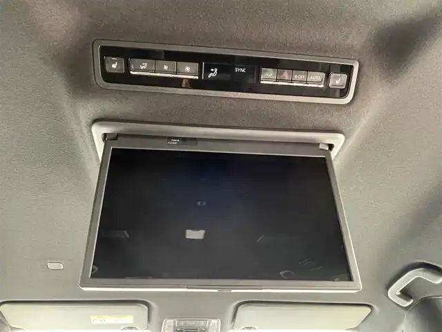 トヨタ ヴォクシー S－Z 千葉県 2023(令5)年 0.3万km アティチュードブラックマイカ ワンオーナー/快適利便パッケージ/ユニバーサルステップ/衝突軽減ブレーキ/両側パワースライドドア/純正フリップダウンモニター/純正１０インチナビ/フルセグＴＶ/バックカメラ/パワーバックドア/シートヒーター